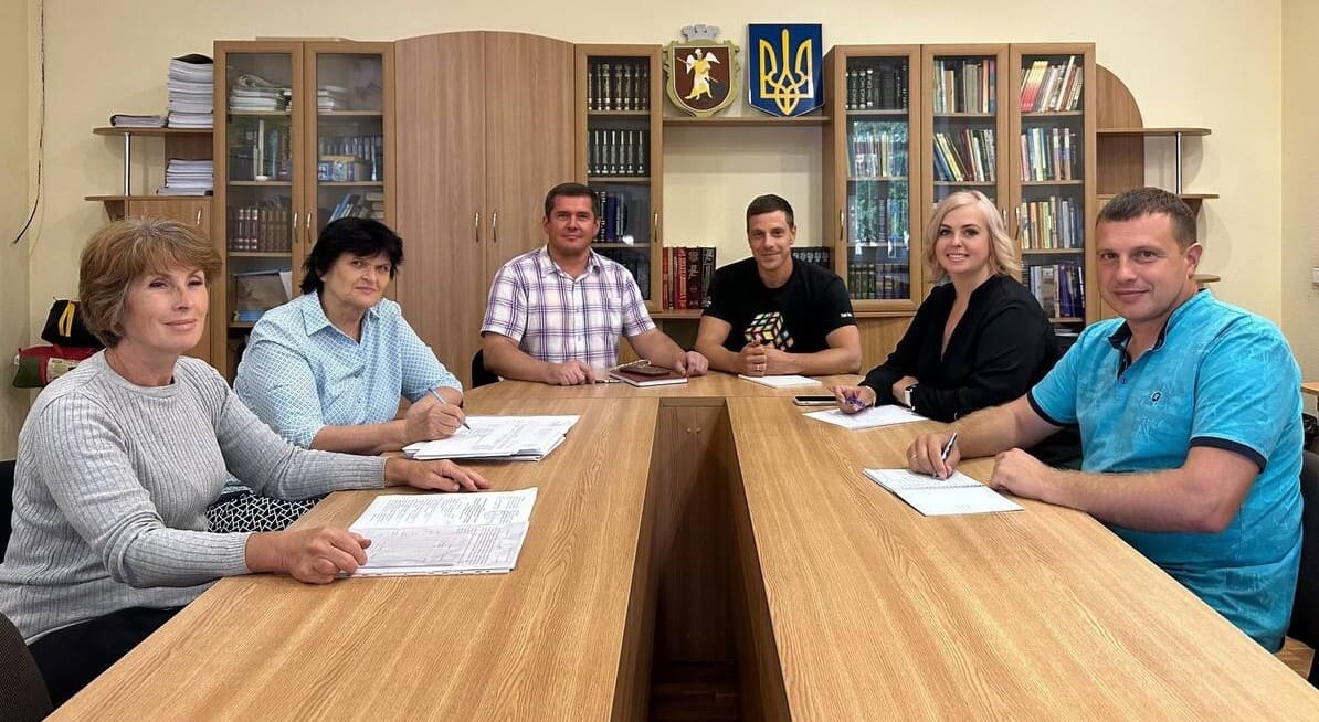 У Гадяцькому ЦПРПП проведено оперативно-розпорядчу нараду: ключові акценти початку 2025/2026 навчального року