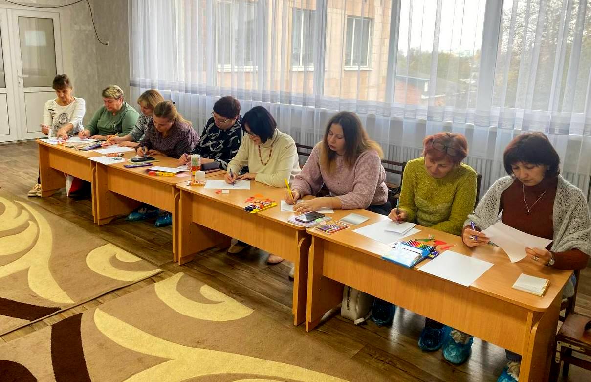 Проведено жіноче коло «Коло підтримки. Жінка та її внутрішня сила»