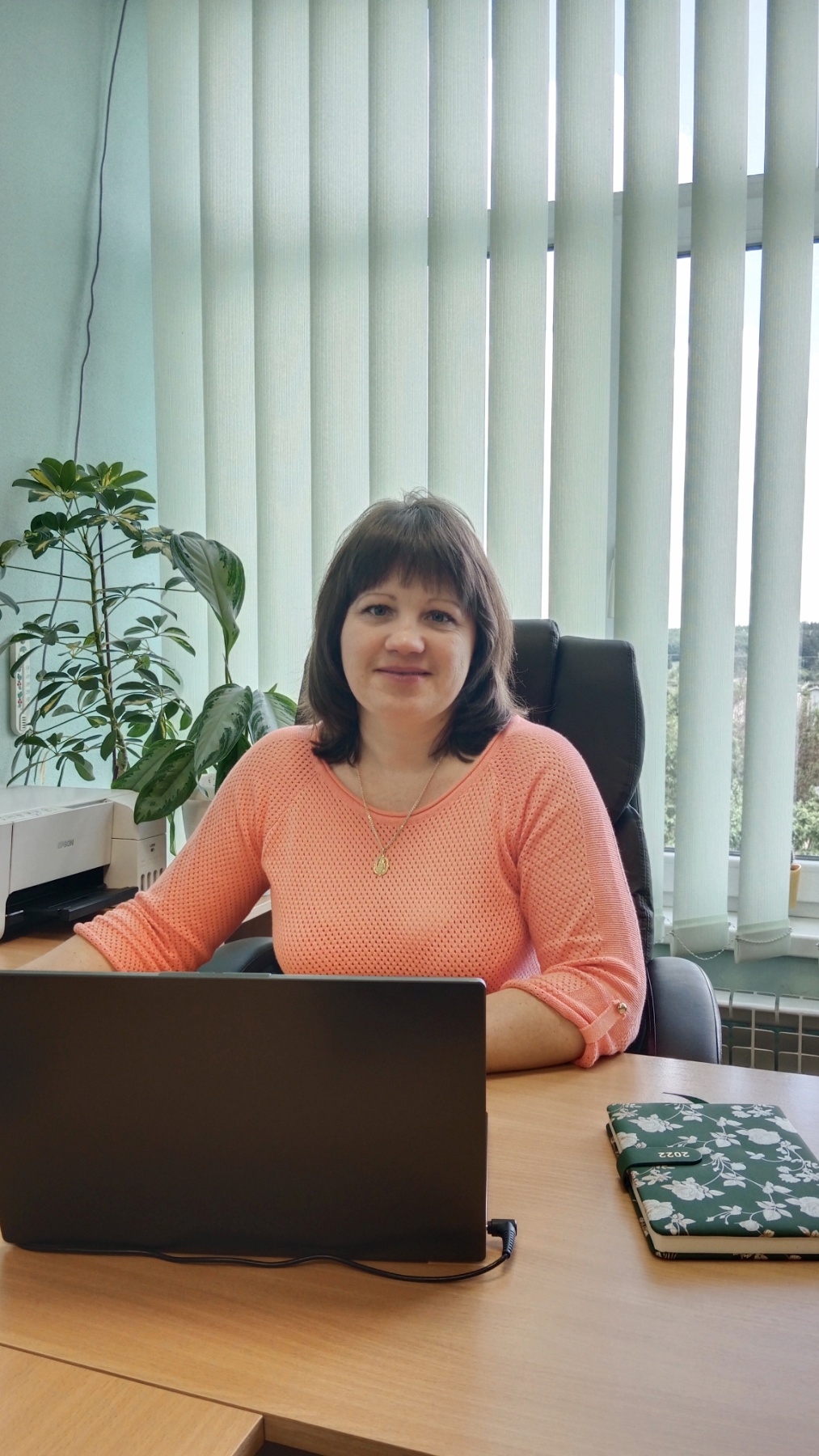 Леунова Лариса Миколаївна