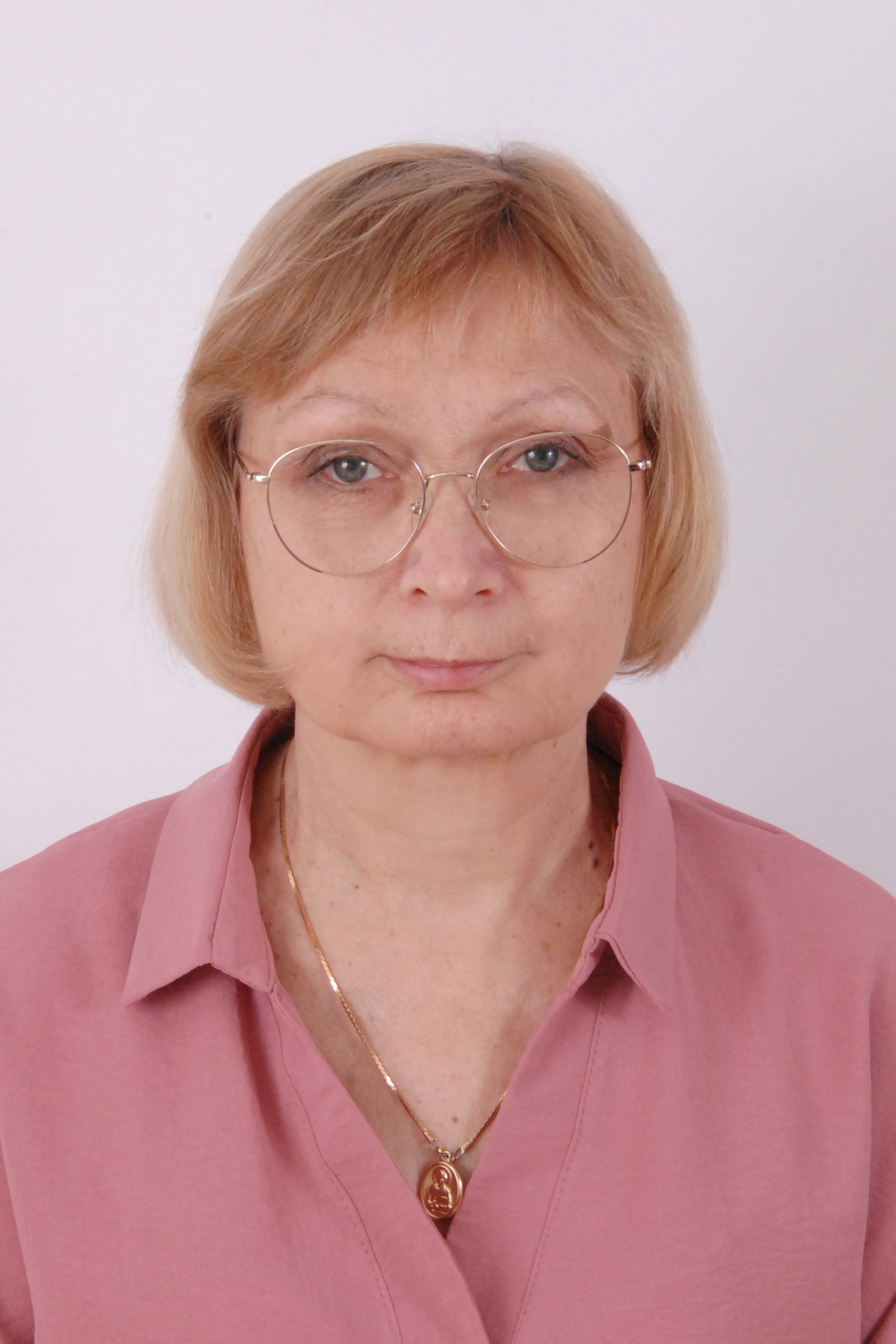 МАЛАХОВА ЛЮДМИЛА ОЛЕКСАНДРІВНА