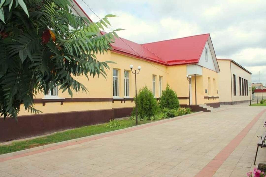 Комунальний заклад "Золочівський ліцей №3" Золочівської селищної ради